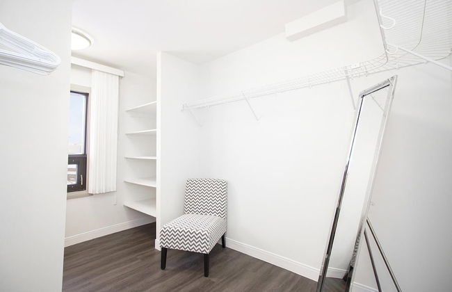 Luxurious 1bdrm Apartment With Parking and Wi-fi - Photo 23