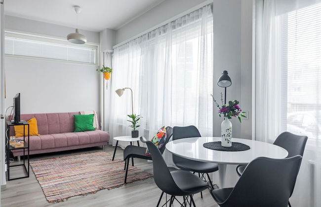 Stylish 47m2 Studio Apartment - Photo 1