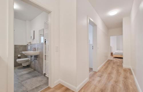 Tolstov Apartments - City Apartment with 3 Rooms - 15 Min Messe DUS & 10 Min Old Town DUS - Foto 12