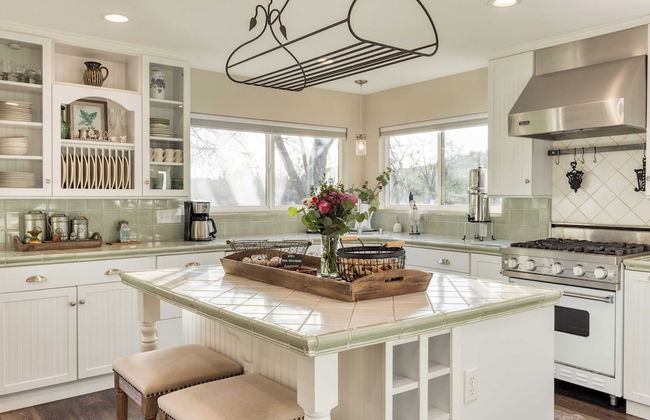 Luxury Wine Country Haven + Vineyard Views Near Top Wineries Adelaida Farmhouse - Foto 9