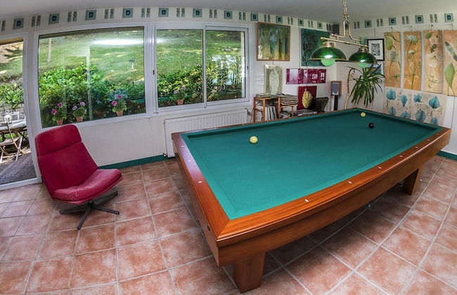 Cottage in Locquirec With Beach Access - Foto 13