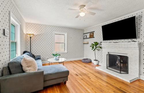 The Peacock House - Close to Restaurants and Shops - Foto 6