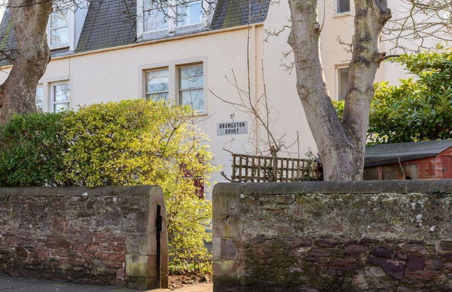 Bramerton Court - Photo 11