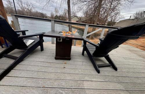 Gated Lakefront Retreat - Foto 25