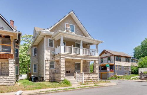 Modern 2BR Kansas City Condo Near Downtown - Photo 3