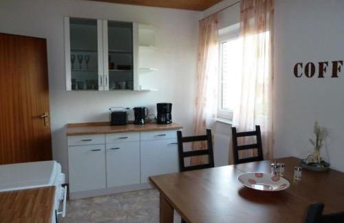 Apartment Ruhige Ferienwohnung mit Balkon und Parkplatz by Interhome - Foto 6