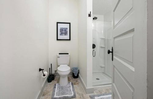 Modern Victorian Studio - Steps to Cleveland Clinic - Foto 8