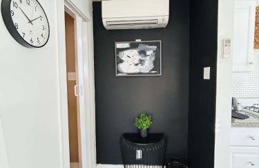 Trendy and modern apartment at rice village - Foto 8