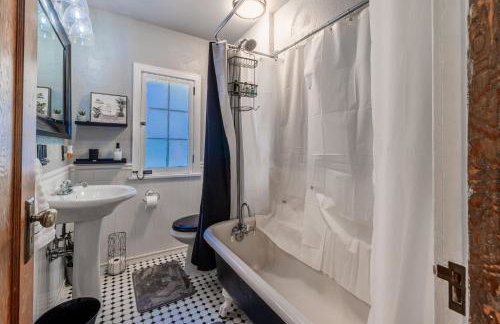 Updated Central Cottage - Foto 26