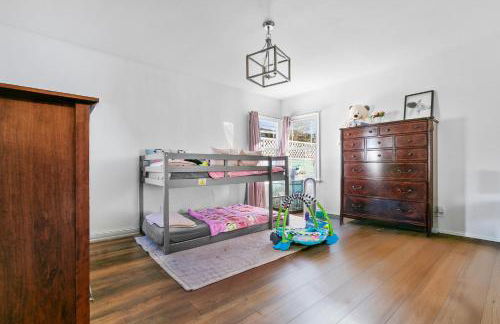 Luxury Pool Oasis- Near Stadium, Tennis and Golf - Photo 28