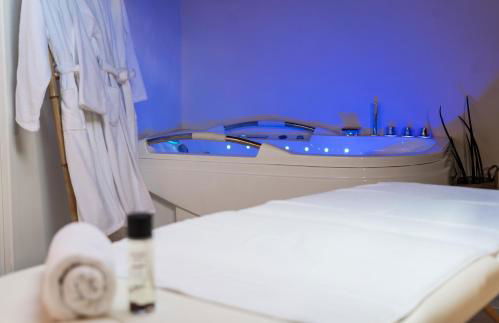 Superbe appartement loveroom avec balnéo Dolce notte - Foto 15