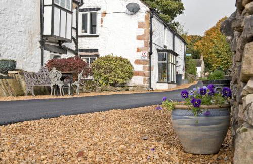 Hawthorn Farm Guest House - Photo 66