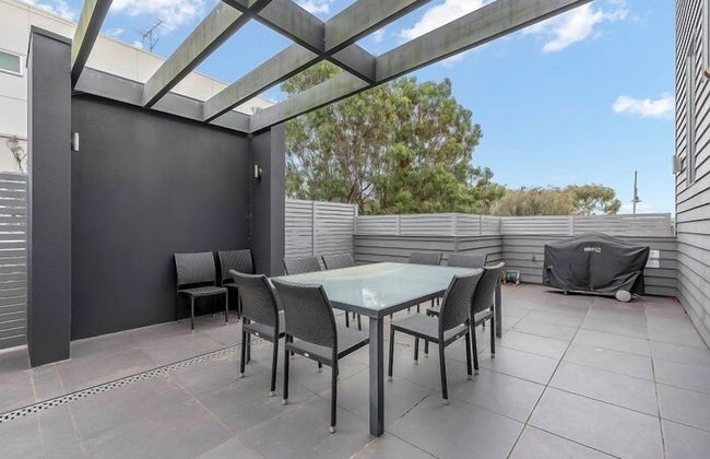 Gorgeous 5 Bedroom - Golf Course Views - Photo 14