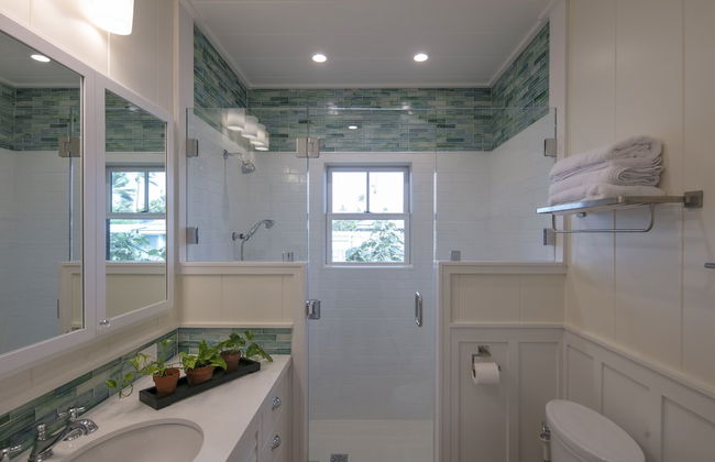 Gorgeous Renovated 1937 Plantation Style Beach House 50 Steps To The Center Of The Beach 5 Bedroom Home by RedAwning - Foto 35