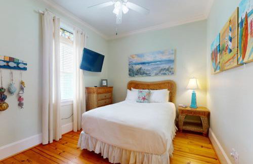 Retreat Steps to Beach Large Deck Family Fun - Foto 18