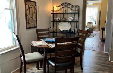 Historic 1895 Home - Foto 2