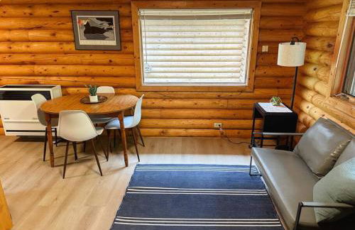 Cozy Cabin on Wooded Property - Foto 14