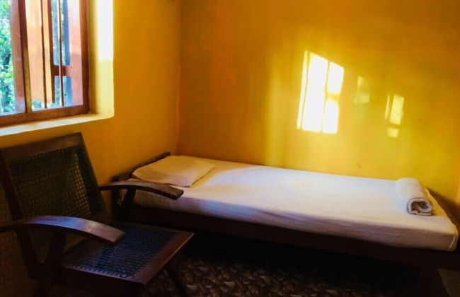 Mahagedara Home Stay - Photo 3