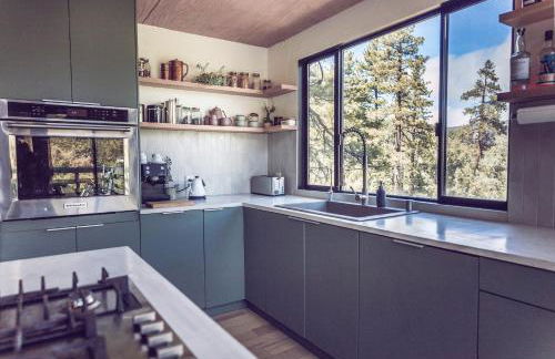 Spectacular Designer Treehouse with Mountain Views - Foto 15