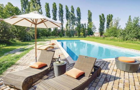 Beautiful Home In Taglio Di Po Ro - Foto 1