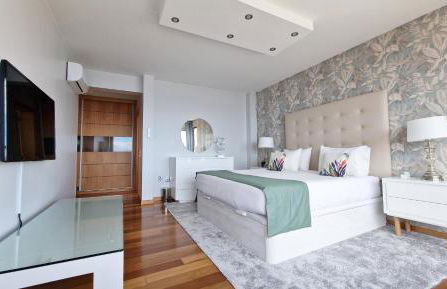 Azure Serenity Villa by LovelyStay - Foto 17