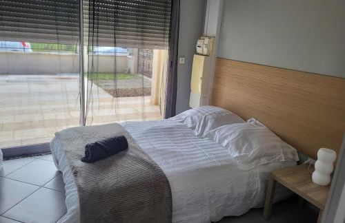 Bel appartement en RDC avec parking - Foto 6