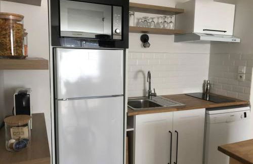 Charmant appartement ensoleillé-Terrasse - PARKING Gratuit - Isle sur la Sorgue - Photo 8