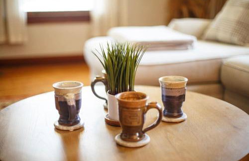 The Charming Bungalow 2BD 1BTH - Foto 9