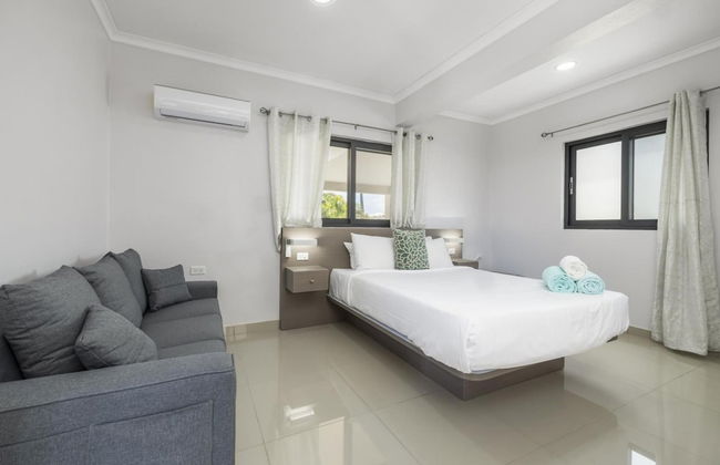 NEW 4br4ba Villa Across of Palmbeach w Pvt Pool - Foto 9