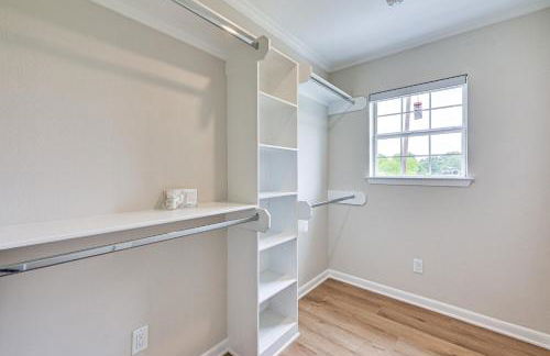 Patio, Yard, Views Modern Home in Longview - Foto 18