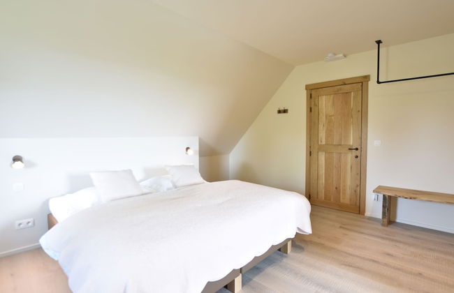 Beautiful Holiday Home With Terrace, Garden - Foto 9