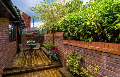 Spacious 4-Bed House Near Wigan Warrington - Foto 54