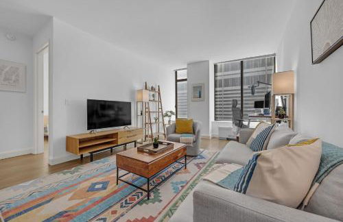 FiDi 1 BR w Work Setup by Anyplace - 11687 - Foto 5