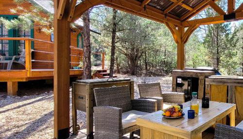 Live Simply Cabin, Walking distance to East Zion trails - Foto 2