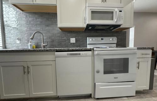 Urban Retreat 2BR Near Downtown - Foto 9