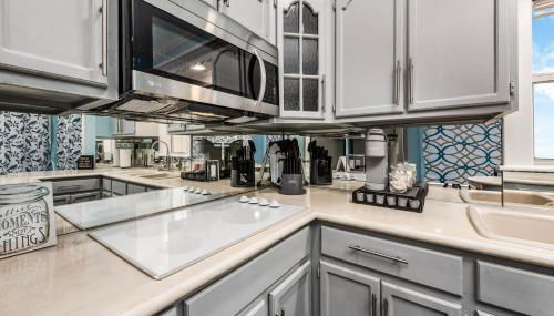 Spacious 1-BR Midtown Houston Apt with King Bed & Free Parking - Foto 2