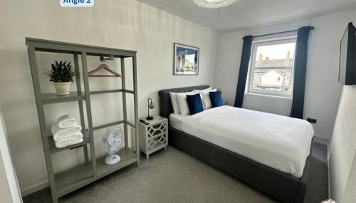 COASTAL RETREAT Town Centre Entire Property, Very Close to Sea & Restaurants, 2 King Size Beds - Foto 4