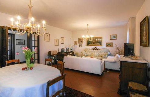 Stunning Home In Castelvecchio Di Comp - Foto 4