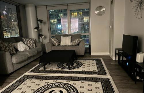 Cozy 2 bedroom condo by lakeshore - Foto 37