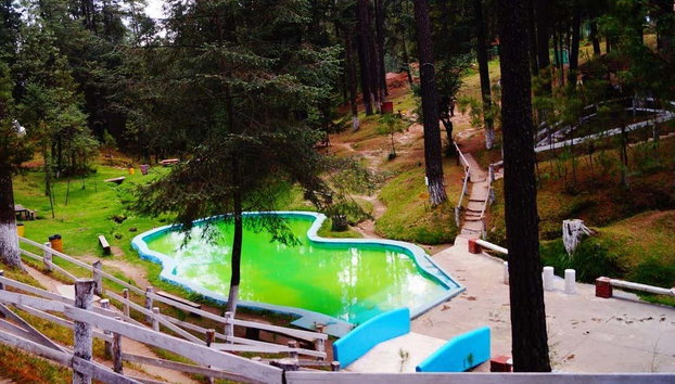 Balneario Rancho Viejo Los Azufres y grutas de Tziranda - Foto 5, Piscinas rodeadas de naturaleza