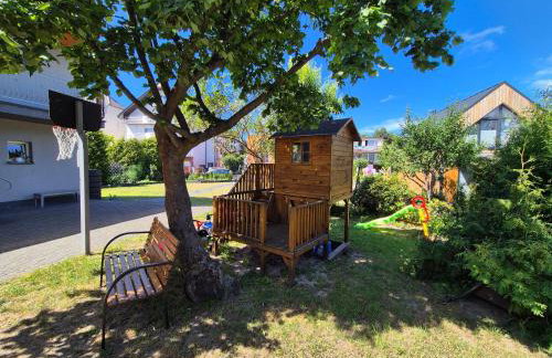 Amber Barn - Bursztynowa Stodoła - Noclegi u Loni - w zacisznym centrum nad morzem z parkingiem - Foto 80