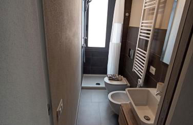 Trilocale in centro vicino al parco Monte Urpinu - Foto 16