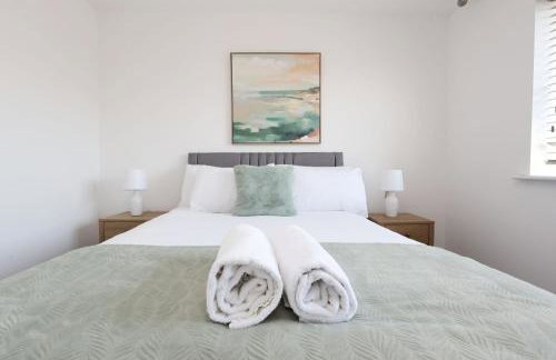 Contractor 4 Bed 2 BA 5 mins to Airport & Barry With Parking - Foto 41