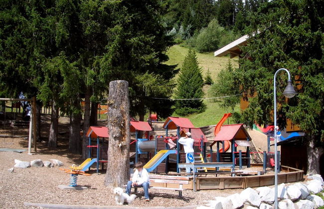 Outstanding Chalet for Groups South Facing Breathtaking Views all Year Round - Photo 44