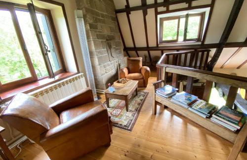 Mill in Brittany by River Aulne With Kayaks - Foto 17