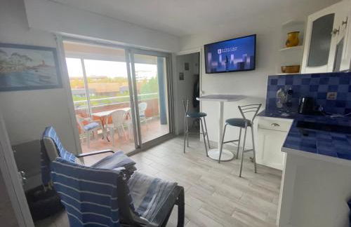 Studio et parking à 300m de la plage de Fréjus - Foto 6