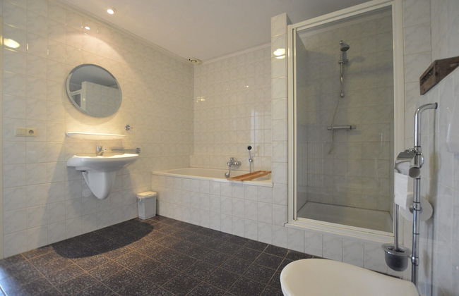 Farmhouse in Elsendorp Near Forest Trails - Foto 29