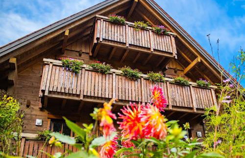 Weingut und Ferienhof Josef Huber - Photo 1