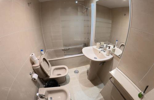 Apartamentos CON PISCINA CERCA F1, ESTADIO METROPOLITANO, IFEMA, CLINICA DE NAVARRA Y AEROPUERTO-parking - Foto 15