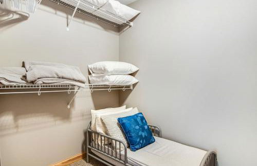 Condo On the Green - Foto 28